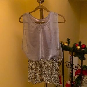 Le Pink child party dress. Gray top silver bottom